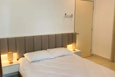 Image de Experience Modern Living in Sungai Besi's Premier High-Rise – Central Residence!