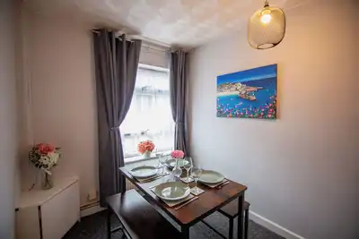 2 Bedroom House in the heart of the Maritime City of Southampton