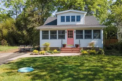 Image de Grandma’s Summer House @ Beverly Beach