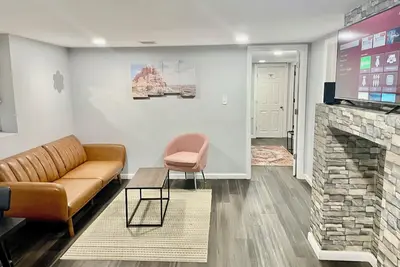 Beautiful 1 Br Apt Basment, 35 min to Nyc
