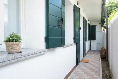 Casa Padova- 2 minutes from the station to any Italian city.