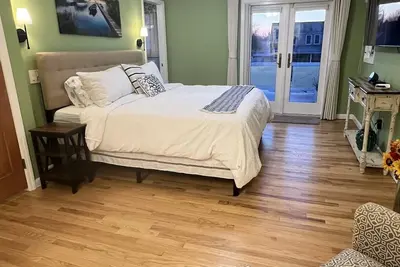 Image de Waterfront Escape in Long Island Ny