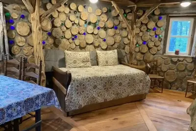 Image de Magic Forest Farm's Enchanted Cabin