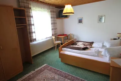 Image de Familienzimmer - Hubertushof Beim Römerbad