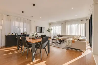 Image de Newly Cozy Holiday House 4brm Big Group Tarneit