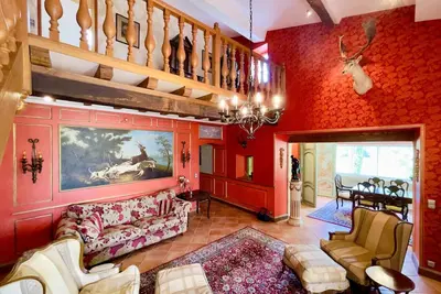 Image de Elegant Wine Estate: Stunning Views, Heated Pool & Wi-Fi