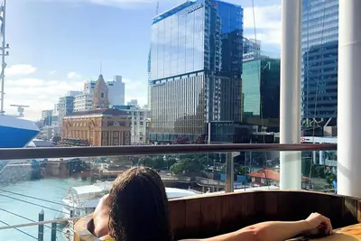 Image de Luxury Apartment |Parking | Deck w/ Stunning Views