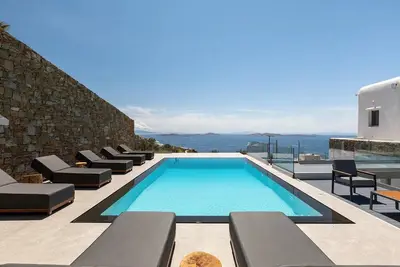 Image de Stunning Oceanview Mykonos Villa | 5 Bedrooms | Villa Perseus | Amazing Location Overlooking Sea & Private Pool | Faros