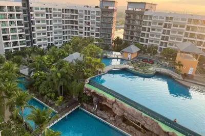 Image de The biggest pools in Pattaya for monthly vacation. Close to Pattaya Beaches.