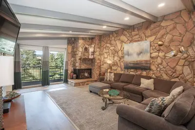 Image de Amphitheater | Pool, Hot Tub, 5 Resorts