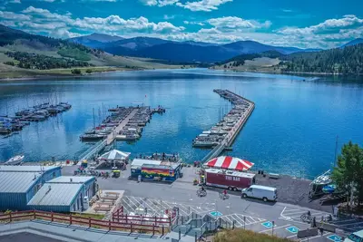 Image de 5 Resorts | HotTub/Pool/Lake-3br