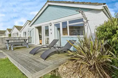 Jamestown 2 -  a bungalow that sleeps 6 guests  in 3 bedrooms