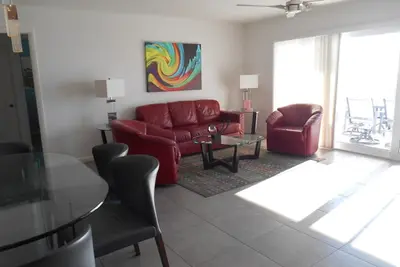 Image de Ca 301s Crescent Arms Beachfront, Updated, 3rd Floor - Family Perfect!