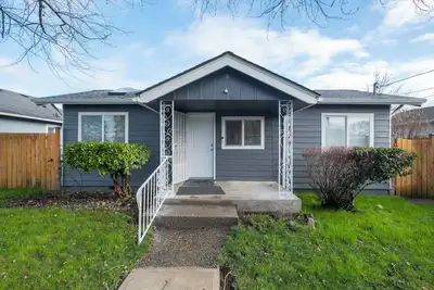 Image de Beautiful and Pet-friendly One-Story Heaven for Families