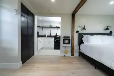 Image de Cozy Cabin in a Rural setting-14