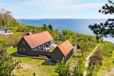 Image de Maison en bord de mer Ă Knebel avec.