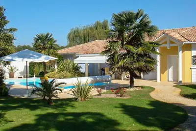 Image de Jolie maison de 3 chambres à Léon