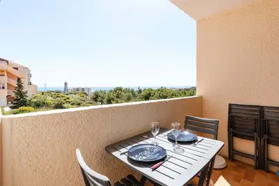 Image de Pv-642 Appartement T2 avec vue mer