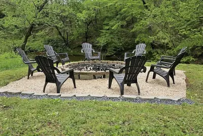 Image de Flexible Cancellation Smokies and Smores Riverside Firepit pet friendly.