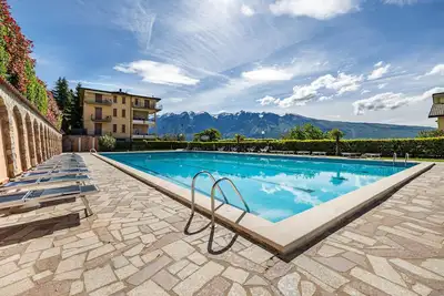 Image de Appartement 'Appartamento Alexander' avec vue sur le lac, piscine partagée et Wi-Fi