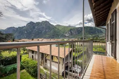 Image de Appartement 'Casa La Sentinella Arco San Giorgio' avec vue sur les montagnes, balcon et Wi-Fi