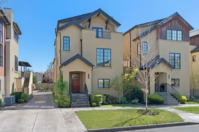 Image de The Birdhouse: Close to Downtown/U of O