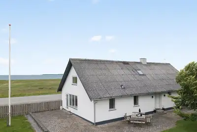 Image de Belle maison à Løgstør avec WiFi