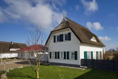 Image de Ferienhaus Linea - Haus in Idyllischer Lage mit Terrasse und Eingezäunten Garten - Ferienhaus Linea