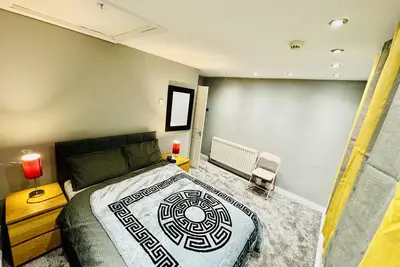 Image de 4 bedrooms Full house Stourbridge Birmingham