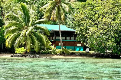 Image de Nature lover's paradise ~ Luxurious home with private beach & great snorkeling!