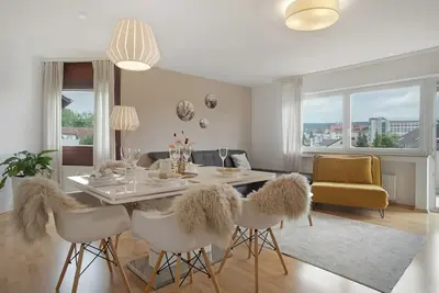 Image de Appartement 'Geräumige Schöne Ferienwohnung' avec terrasse privée, balcon et Wi-Fi