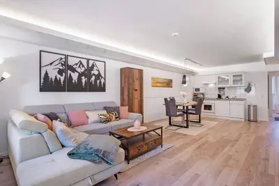 Image de Appartement \"Fewo Buddy\" avec vue sur la montagne, balcon et Wi-Fi
