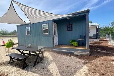 Image de Serene Riverside Cabin Near Colorado Bend State Park And Fiesta Winery