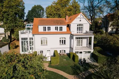 Image de Belle maison de vacances près de la plage