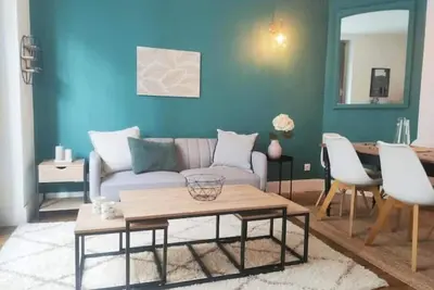 Image de Charmant Appartement au Pied D'un Parc Arboré