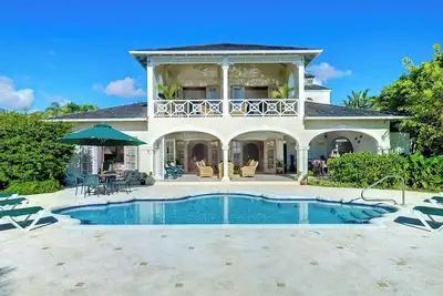 Image de Please Inquire Before Booking – Luxury Villa