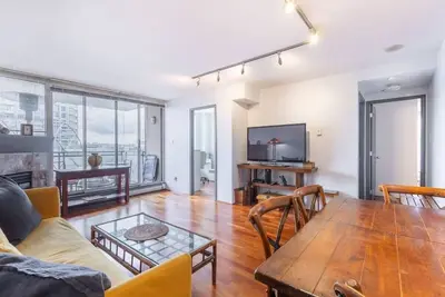 Image de Bright & Relaxing Downtown Haven ~ City View ~ Pkg