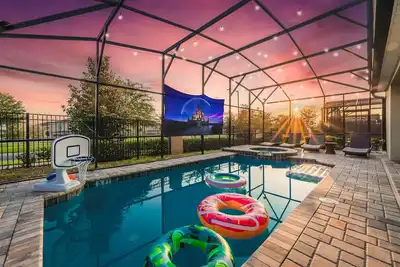 Image de 9br villa w/ heated pool, hot tub & patio