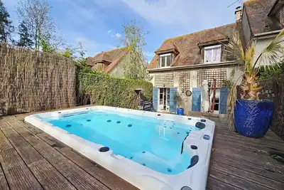Image de Maison familiale, 8 couchages, spa, terrasse.