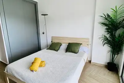 Image de Piso Con Piscina