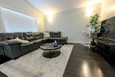 Image de Peaceful Stay | Fast Wifi & Smart Tv | Garage