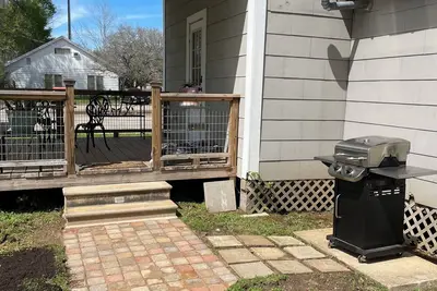 Image de Hughes Street 3