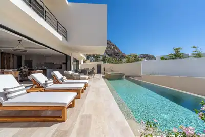 Image de Amazing Beach View, Walk to the Beach. Cleaning & Concierge