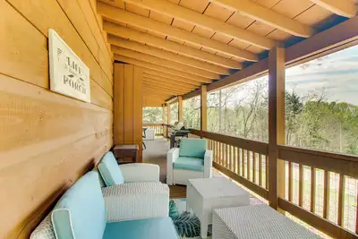 Image de Cozy Cabin w/ Grill & Fire Pit By Dale Hollow Lake