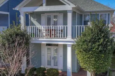 Image de Island Vibe at Harbor Town-5 mins from downtown