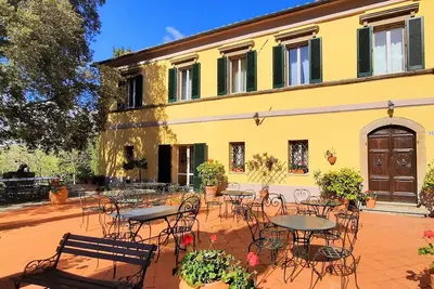 Image de Villa à Radicofani avec 13 chambres à coucher, 28 couchages