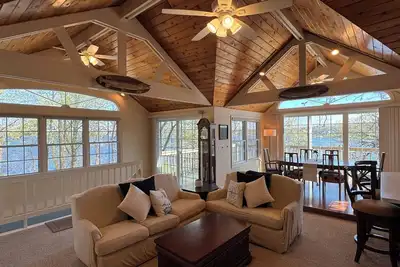 Image de Delavan Lakefront! ! The Avalon on Delavan