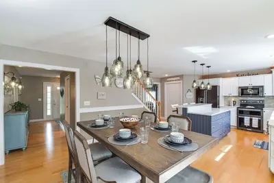 Image de Rock Island Home w/ Private Yard & Fire Pit Table!