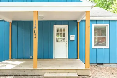 Image de Renovated, Pet-friendly Bungalow Near Downtown, Duke, and Rtp