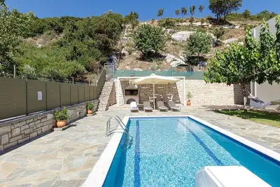 Amazing Crete Villa | Villa Serenity Vista | 3 Bedrooms | Private Pool & Veranda | Bbq | Agia Triada